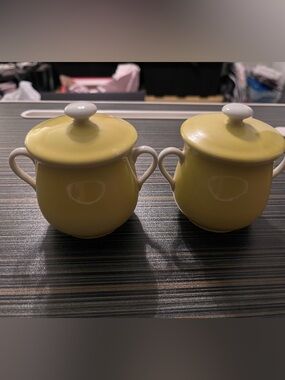 Fitz and Floyd Yellow Ceramic Custard Cups with lids